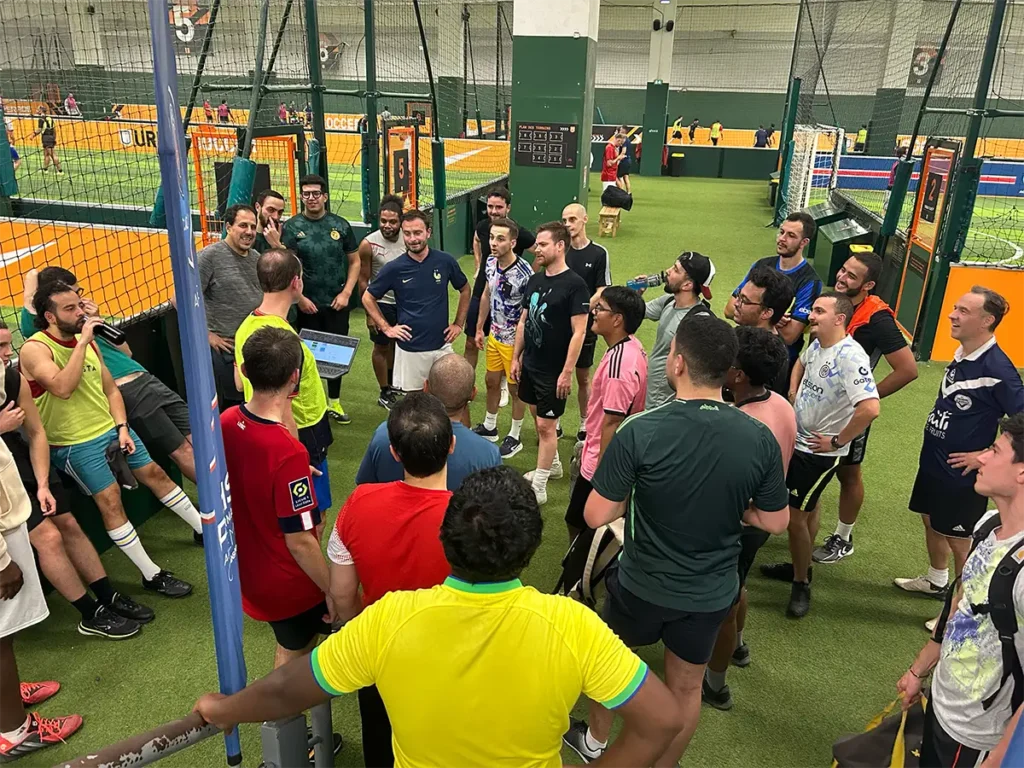 Rassemblement d'ACT-ON GROUP pour féliciter les vainqueurs